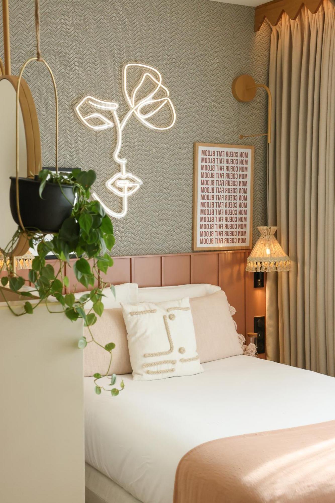 Bloom House Hotel & Spa Paris Exterior photo