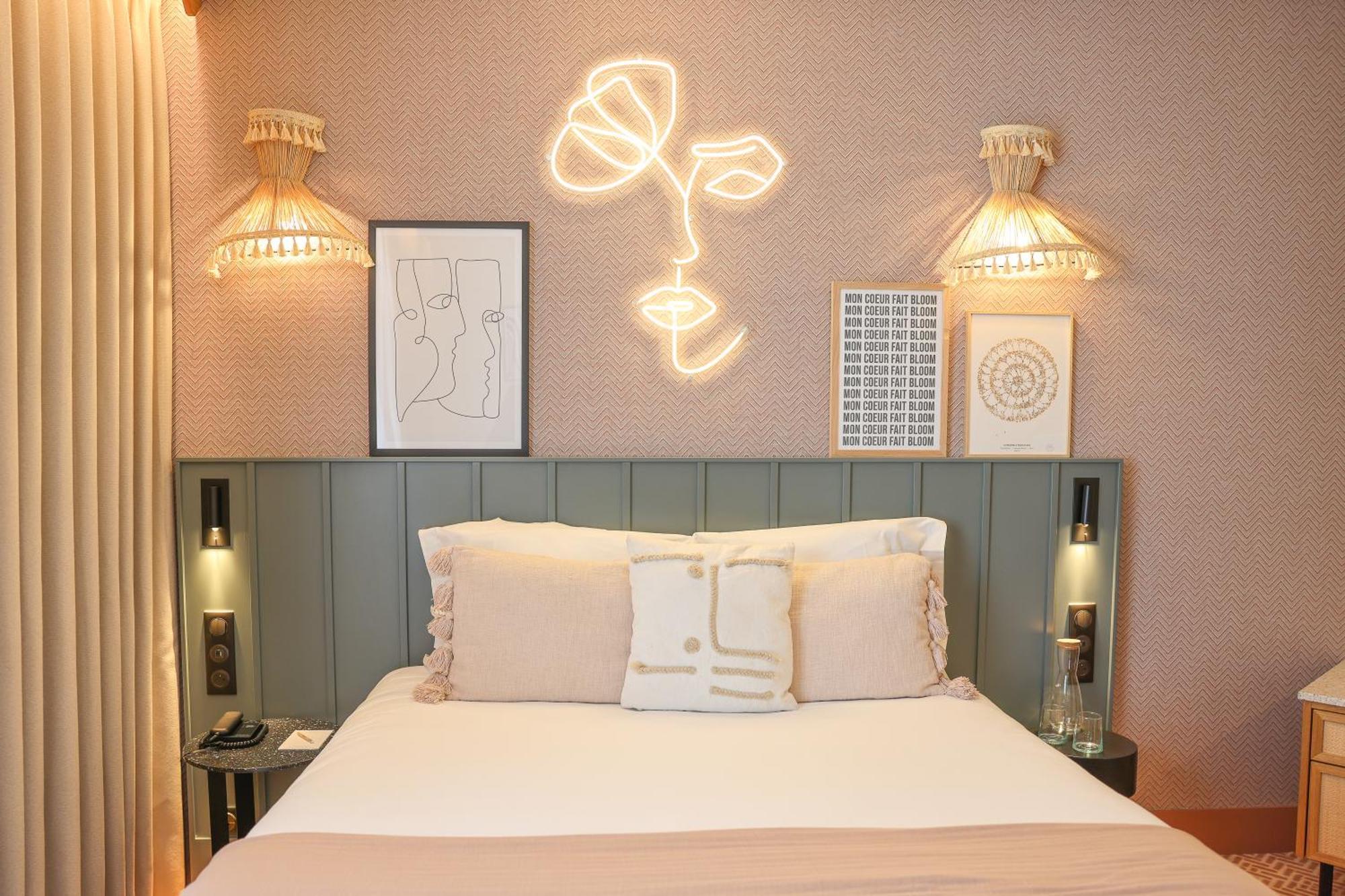 Bloom House Hotel & Spa Paris Exterior photo